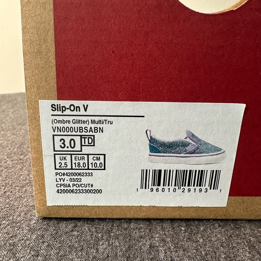 Toddler size 3 glitter Ombré slip on vans NWT - Picture 6 of 8